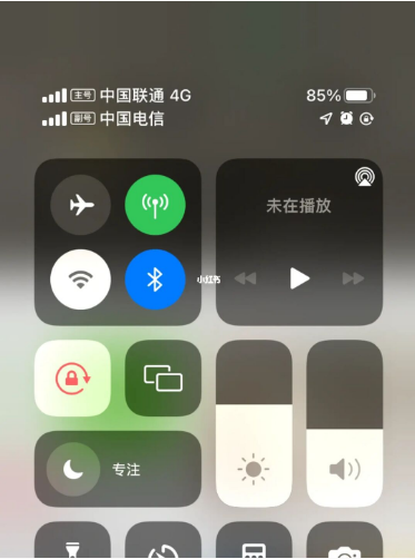 望江苹果手机维修分享iPhone双卡信号解决办法 